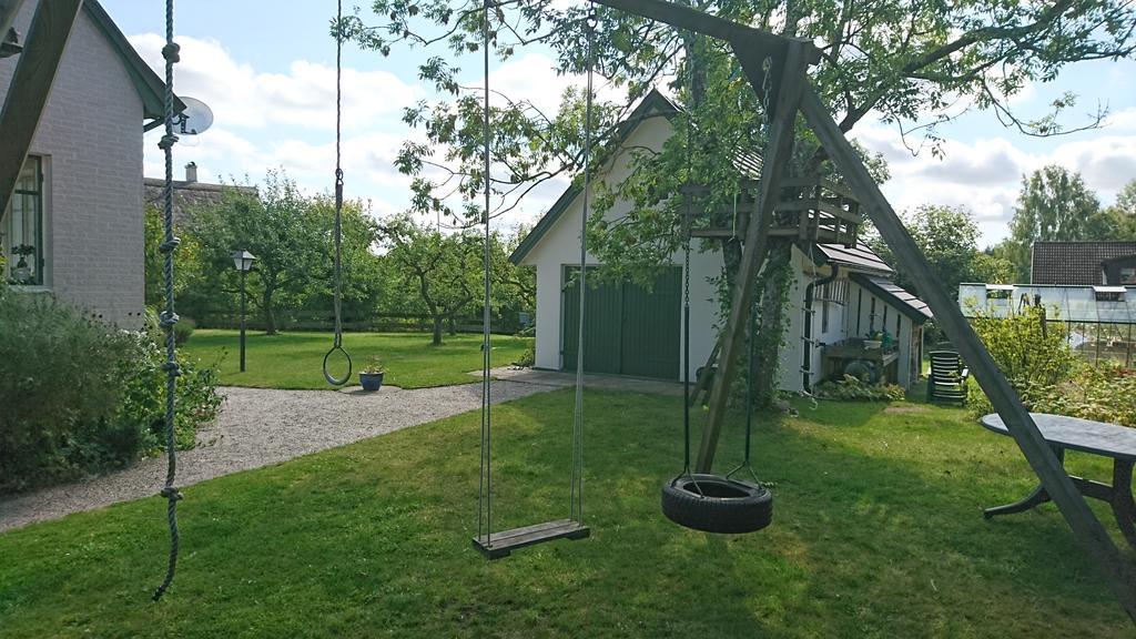 Lillan Hotel Torna Hallestad Exterior foto